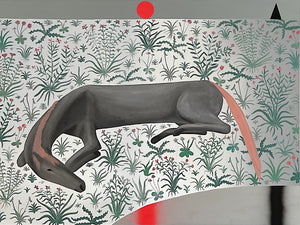Caballo gris tumbado